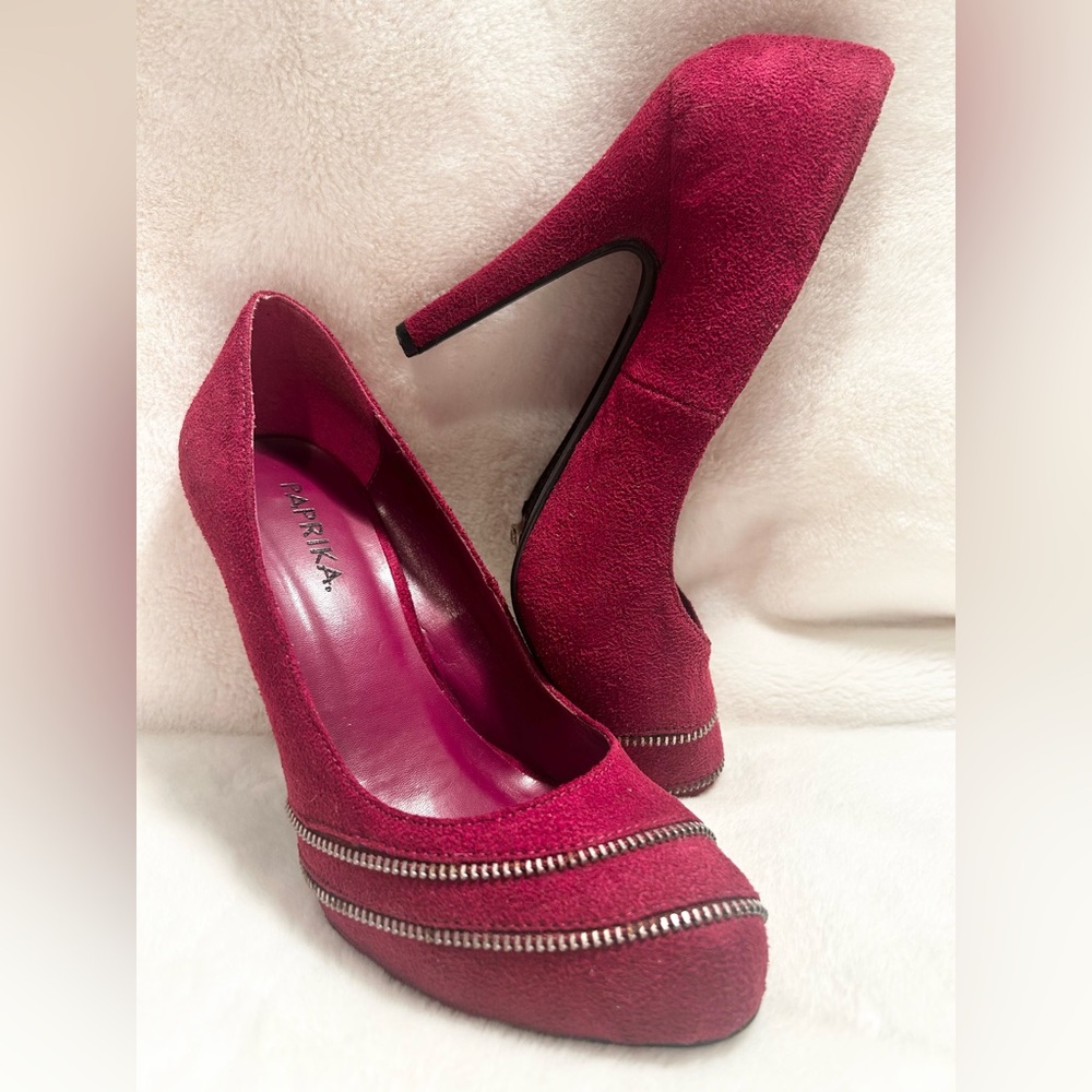 WOMENS SIZE 7 MAGENTA PAPRIKA FAUX SUEDE STILETTO HEELS SHOES